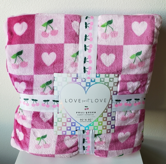 Plush Full/Queen Blanket Cherries Hearts Pink Checkered Soft Coquette - Picture 6 of 7